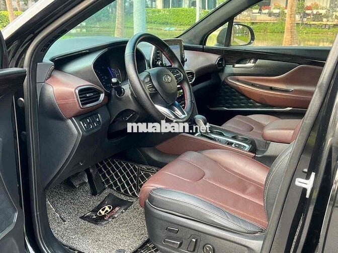 Hyundai Santa Fe 2019 2.2L AT 4WD - 95 km
