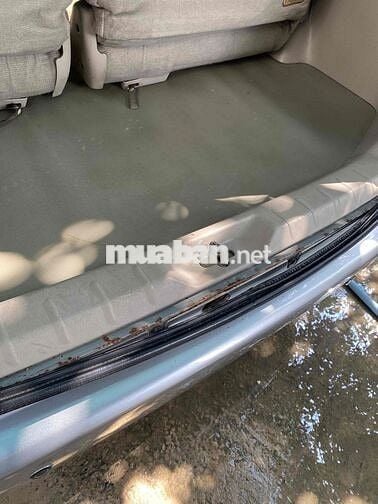 Toyota Innova 2011 G xe gia đinh chay khong dv