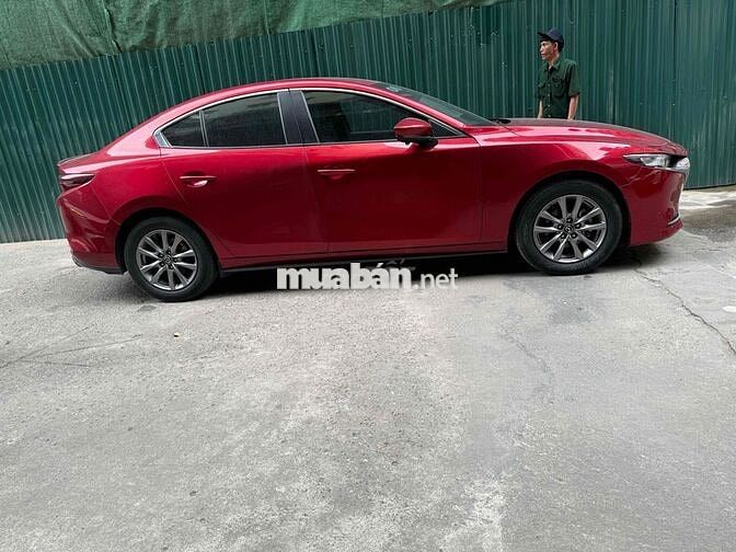 Mazda 3 2022 1.5L Luxury - 80 km