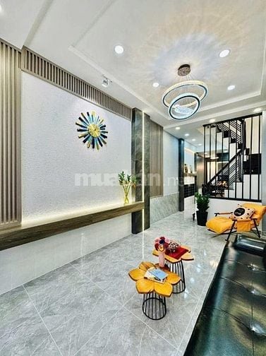 Chủ tặng lộc 2 chỉ vàng| nhà đường Bến Vân Đồn P2 Q4 gần cầu Ông Lảnh
