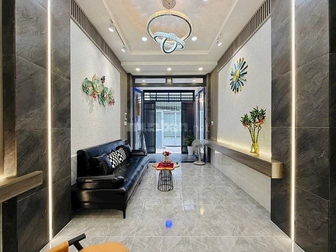 Chủ tặng lộc 2 chỉ vàng| nhà đường Bến Vân Đồn P2 Q4 gần cầu Ông Lảnh