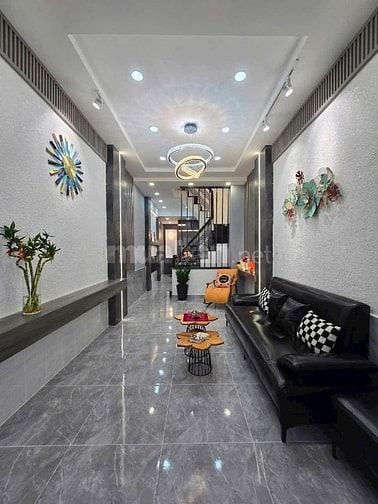Chủ tặng lộc 2 chỉ vàng| nhà đường Bến Vân Đồn P2 Q4 gần cầu Ông Lảnh