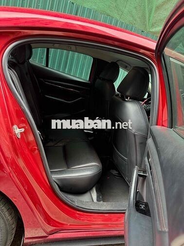 Mazda 3 2022 1.5L Luxury - 80 km