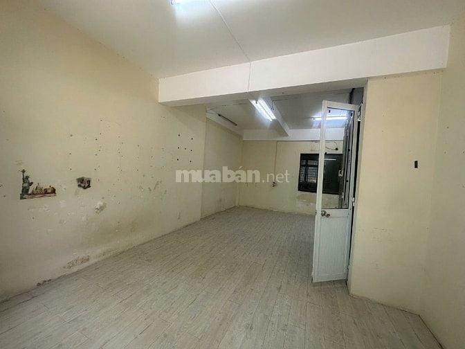 Cho thuê căn hộ mặt tiền chung cư H1-Hoàng Diệu, Quận 4, tầng 1 + 2