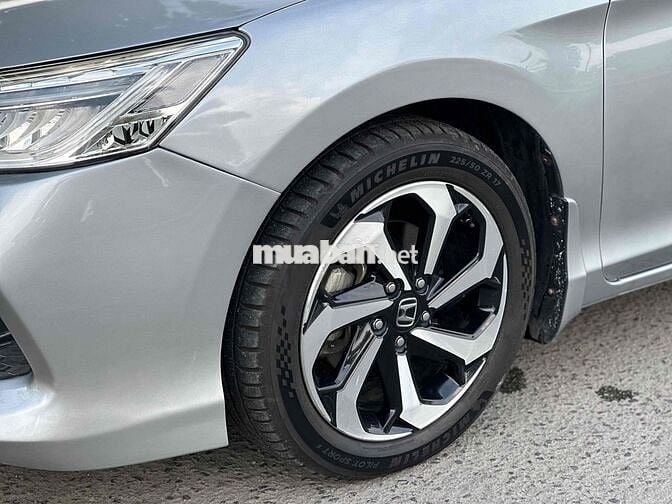 Honda Accord 2016 2.4 AT - 79000 km