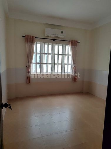 chính chủ Bán nhà 88 đường 44 KDC Bình Phú 4x20 3 lầu 1T