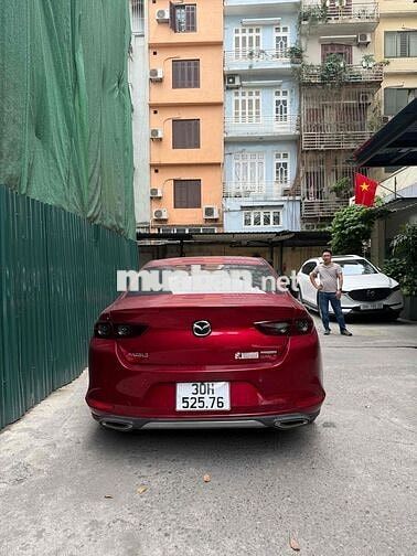 Mazda 3 2022 1.5L Luxury - 80 km