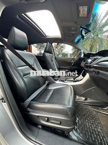 Honda Accord 2016 2.4 AT - 79000 km