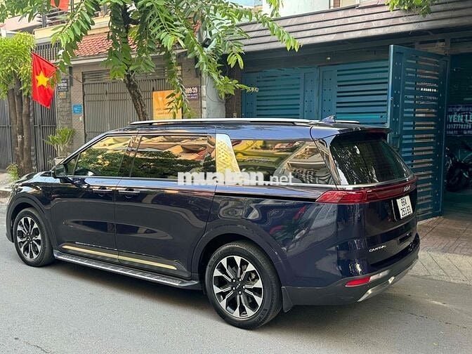 Kia Carnival 2023 Signature 2.2D - 48000 km