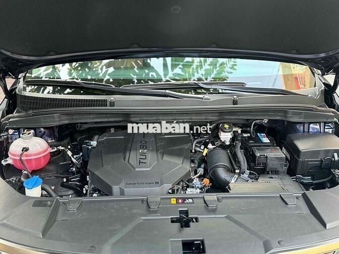 Kia Carnival 2023 Signature 2.2D - 48000 km