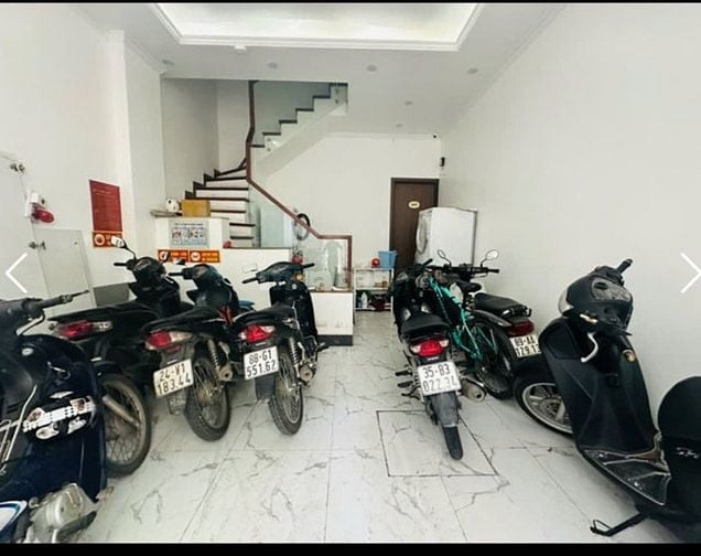 Bán nhà  Cầu Giấy, MT 4.5m2 ngõ thông an ninh tốt dòng tiền nhỉnh 9tỷ