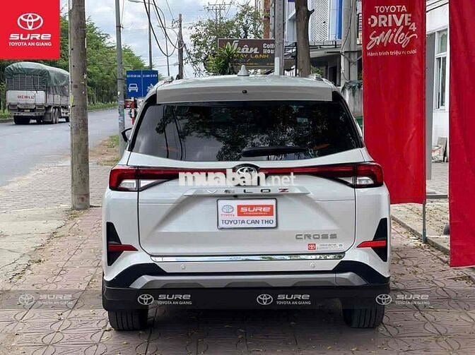 Toyota Veloz Cross 2022 CVT Top - 15.000 km