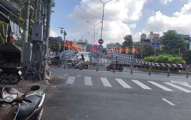 Cho thuê nhà mặt tiền 115 Trần Khắc Chân, Quận 1