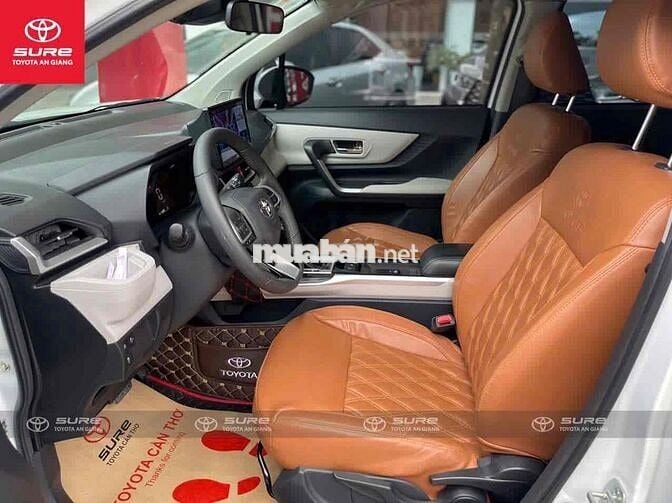 Toyota Veloz Cross 2022 CVT Top - 15.000 km