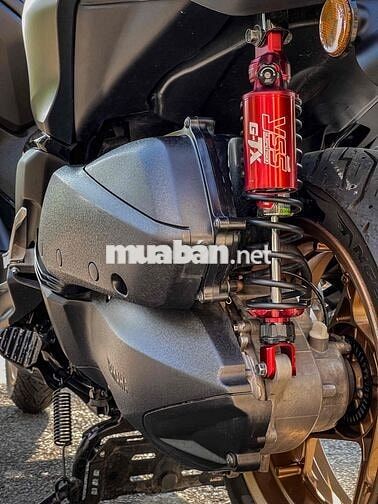 cần bán Yamaha Xmax300