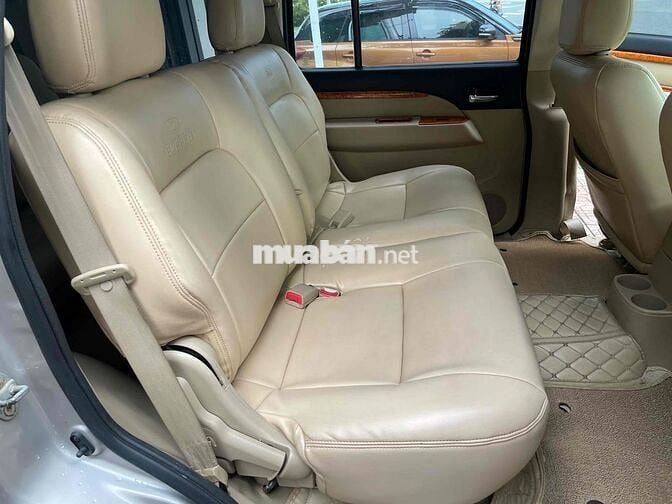 Ford Everest 2012 Limited 4x2 - 100000 km