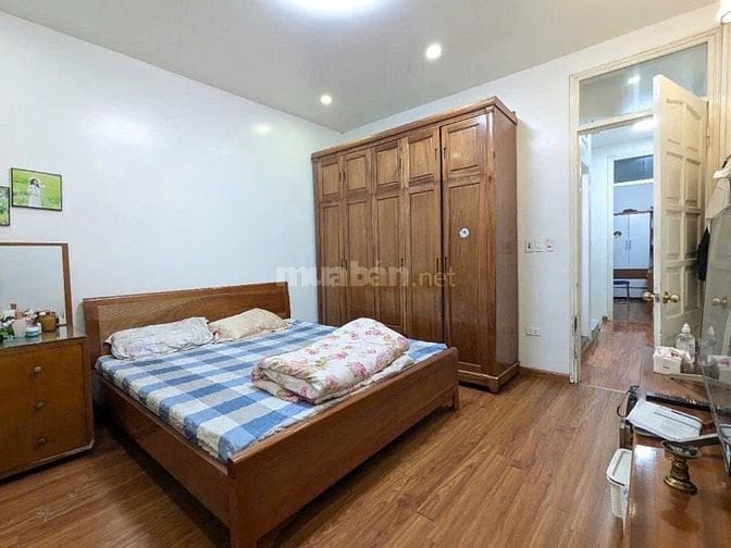 Lê Trọng Tấn, Phân lô vuông đét, gần đầu ngõ, hoa khôi phân khúc TX