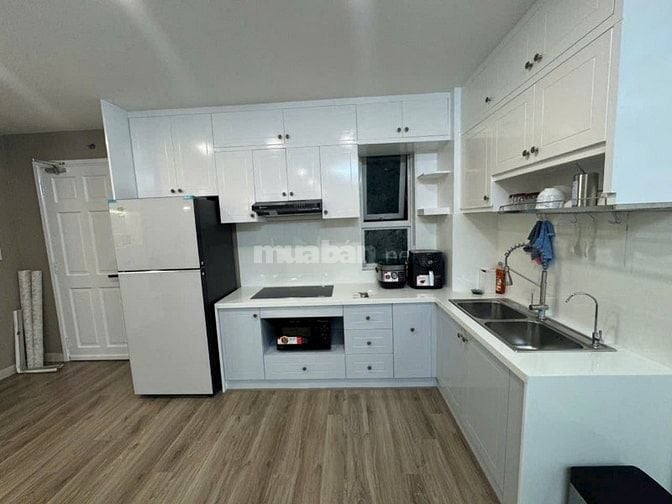 Mời thuê CC EverRich, Quận 11, căn 120m2, 2PN, full, giá 19 tr/th