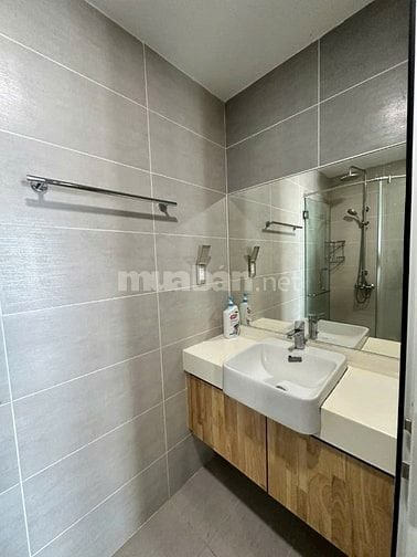 Mời thuê CC EverRich, Quận 11, căn 120m2, 2PN, full, giá 19 tr/th