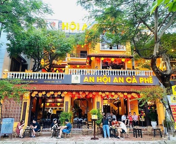 MÌNH NHƯỢNG QUÁN CAFE MẶT HỒ VĂN QUÁN-SẴN LỢI NHUẬN TỐT HÀNG THÁNG