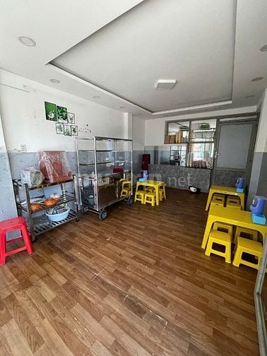 Cho thuê nhà 2MT Phạm Quý Thích P. Tân Quý Q. Tân Phú giá 7tr