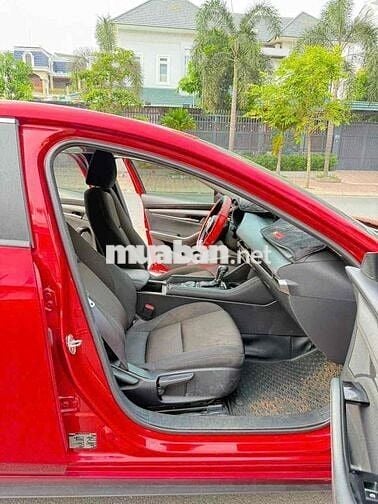 Mazda 3 2021 1.5L Deluxe - 29000 km