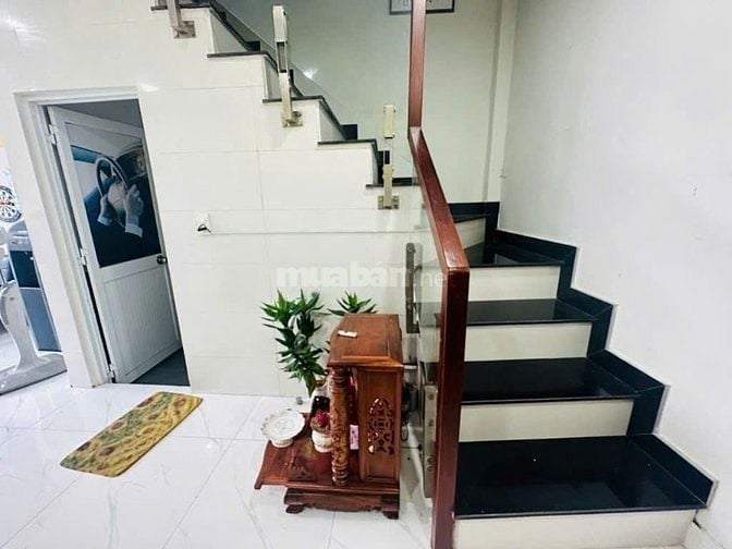Cho thuê nhà 2MT Phạm Quý Thích P. Tân Quý Q. Tân Phú giá 7tr