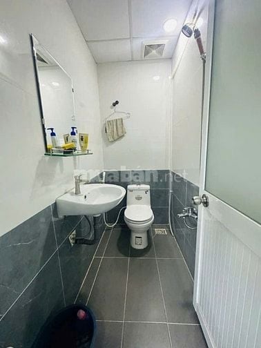 Cho thuê nhà 2MT Phạm Quý Thích P. Tân Quý Q. Tân Phú giá 7tr