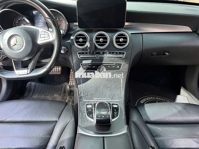 Mercedes Benz C Class 2016 C300 AMG - 80000 km