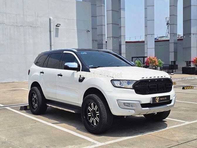 Ford Everest 2016 Titanium 2.2L 4x2 AT - 72000 km