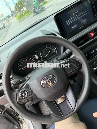 Toyota Avanza Premio 2023 tự động 1 chủ zin hãng