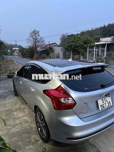 Ford Focus 2013 Trend 1.6 AT Hatchback - 92000 km