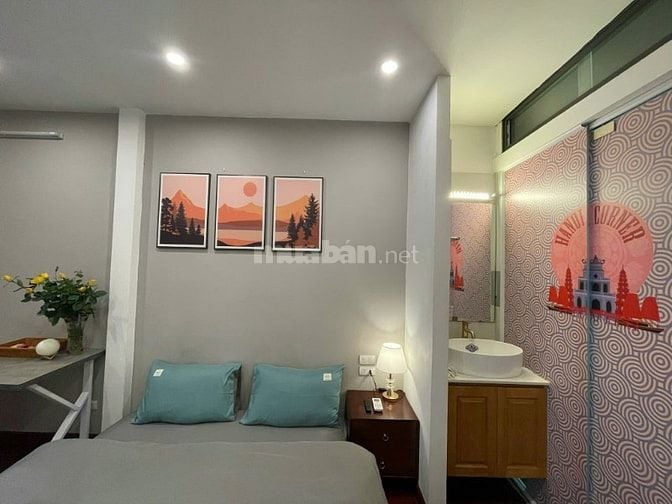  CHO THUÊ NHÀ số 9 phố Hàng Gà, DT 30m2x 5 tầng, full đồ