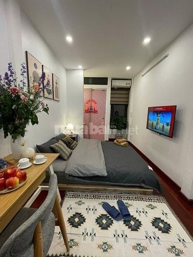  CHO THUÊ NHÀ số 9 phố Hàng Gà, DT 30m2x 5 tầng, full đồ