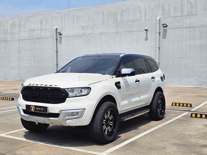 Ford Everest 2016 Titanium 2.2L 4x2 AT - 72000 km