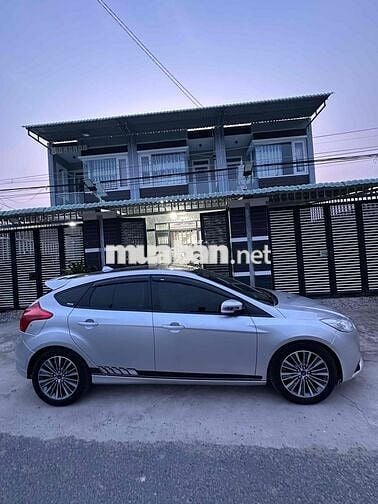 Ford Focus 2013 Trend 1.6 AT Hatchback - 92000 km