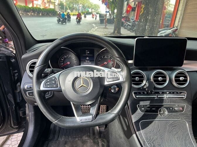 Mercedes Benz C Class 2016 C300 AMG - 80000 km