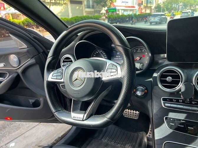 Mercedes Benz C Class 2016 C300 AMG - 80000 km