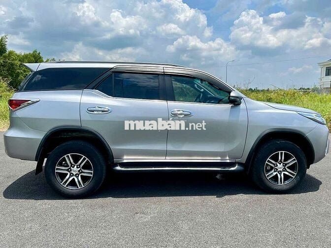 Toyota Fortuner 2020 2.7AT 4x2  - 79000 km