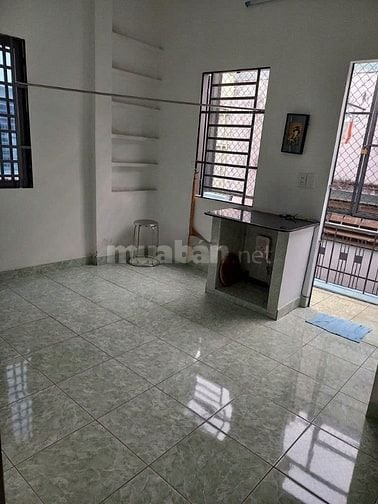 Cho thuê nhà hẻm 3m Thích Quảng Đức, P5 Q. P.Nhuận giá 10tr