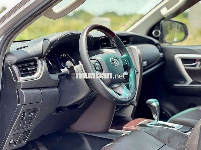 Toyota Fortuner 2020 2.7AT 4x2  - 79000 km