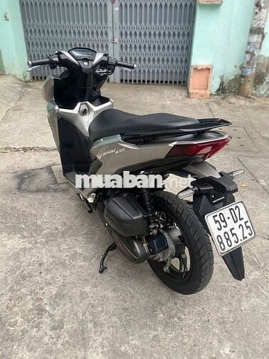 Cần bán xe vario 150cc bstp