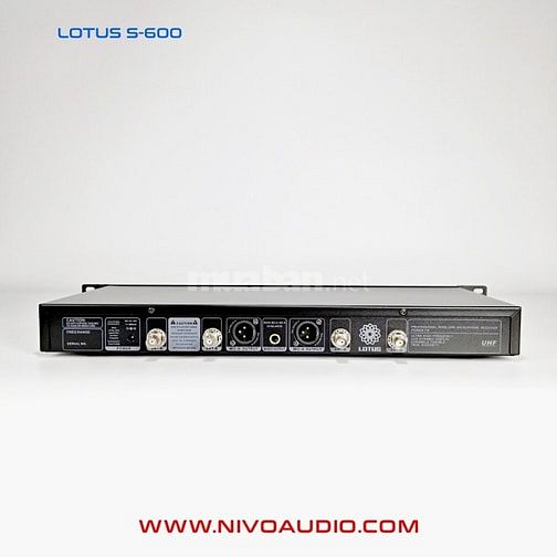 Micro không dây nhập khẩu chính hãng.  LEWITT LTS240 Dual D giá 6.500.