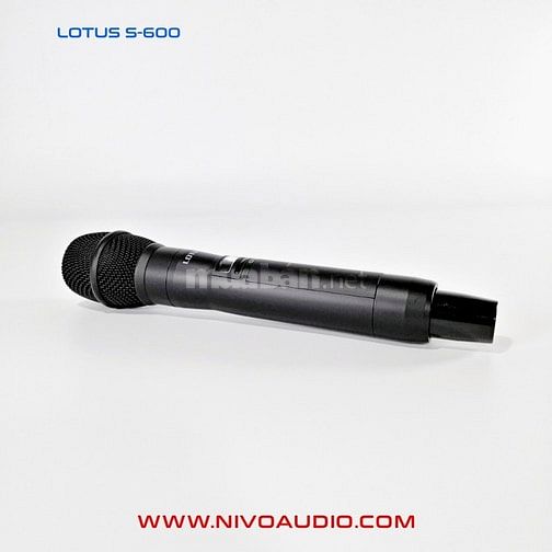 Micro không dây nhập khẩu chính hãng.  LEWITT LTS240 Dual D giá 6.500.