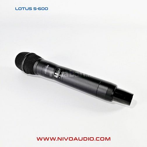 Micro không dây nhập khẩu chính hãng.  LEWITT LTS240 Dual D giá 6.500.