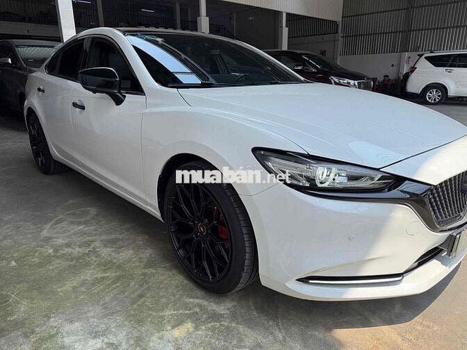 Mazda 6 2023 Signature Premium 2.5 AT - 9000 km