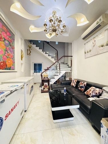 HẠ 1 TỶ KHU BÀU CÁT - HẺM 6M (4.5 x 18) 4 TẦNG BTCT 5PN - NHỈNH 10 TỶ
