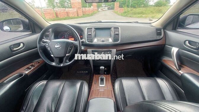 Nissan Teana 2011 2.0 AT