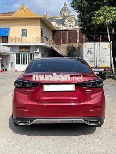 Mazda 3 2017 2.0 AT - 69000 km - Lên Full Đồ Chơi