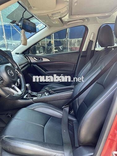 Mazda 3 2017 2.0 AT - 69000 km - Lên Full Đồ Chơi